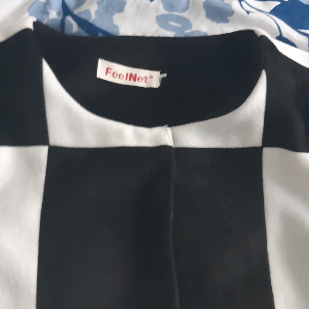 jacket - Picture 2 of 4